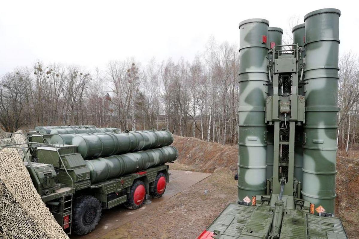  The Russian S-400 Triumf air defence system.